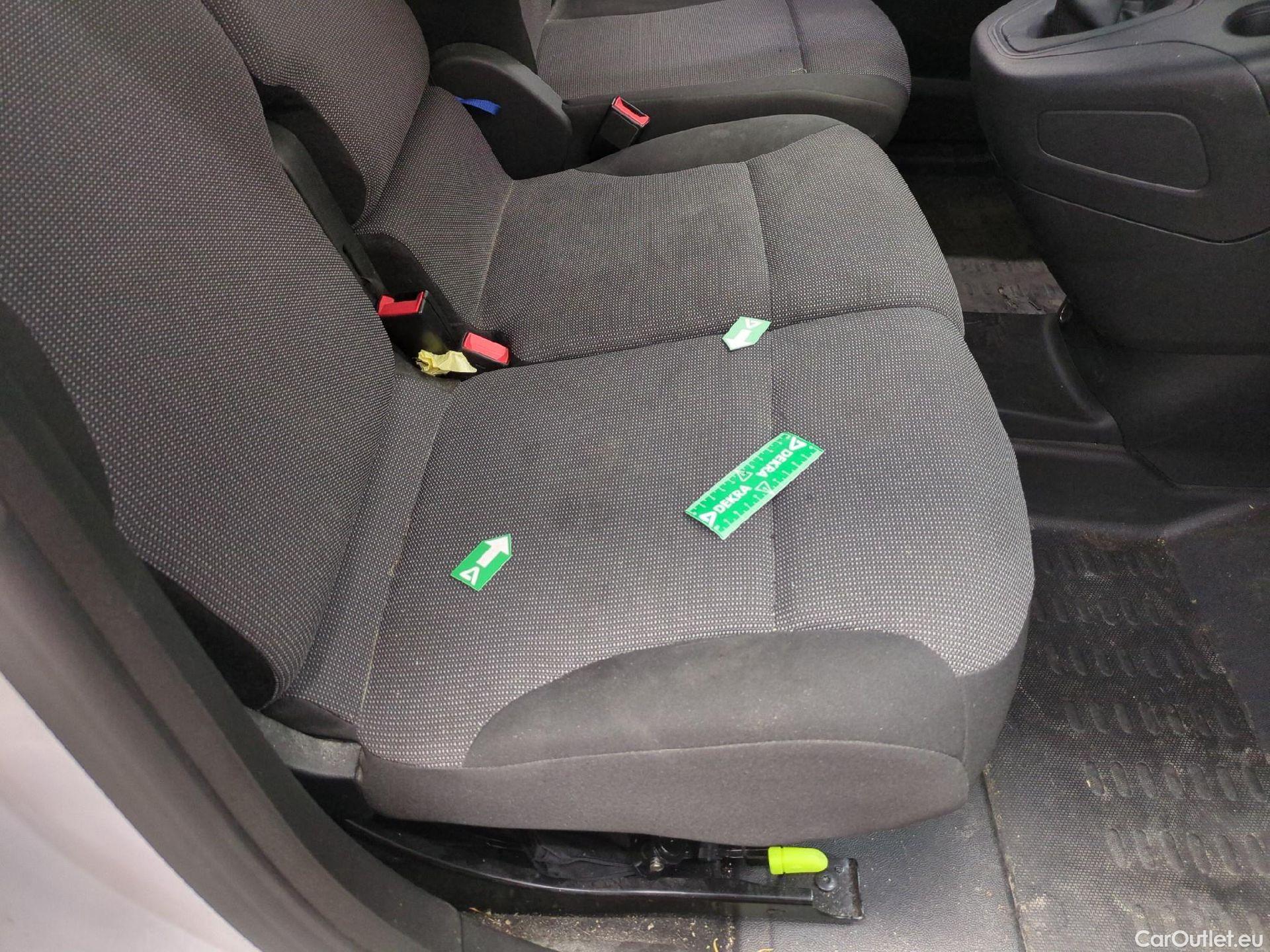  Citroen  Berlingo CITROEN  Van / 2018 / 4P / Fourgonnette Taille XL 950kg BlueHDi 100 S&S BVM Club #35