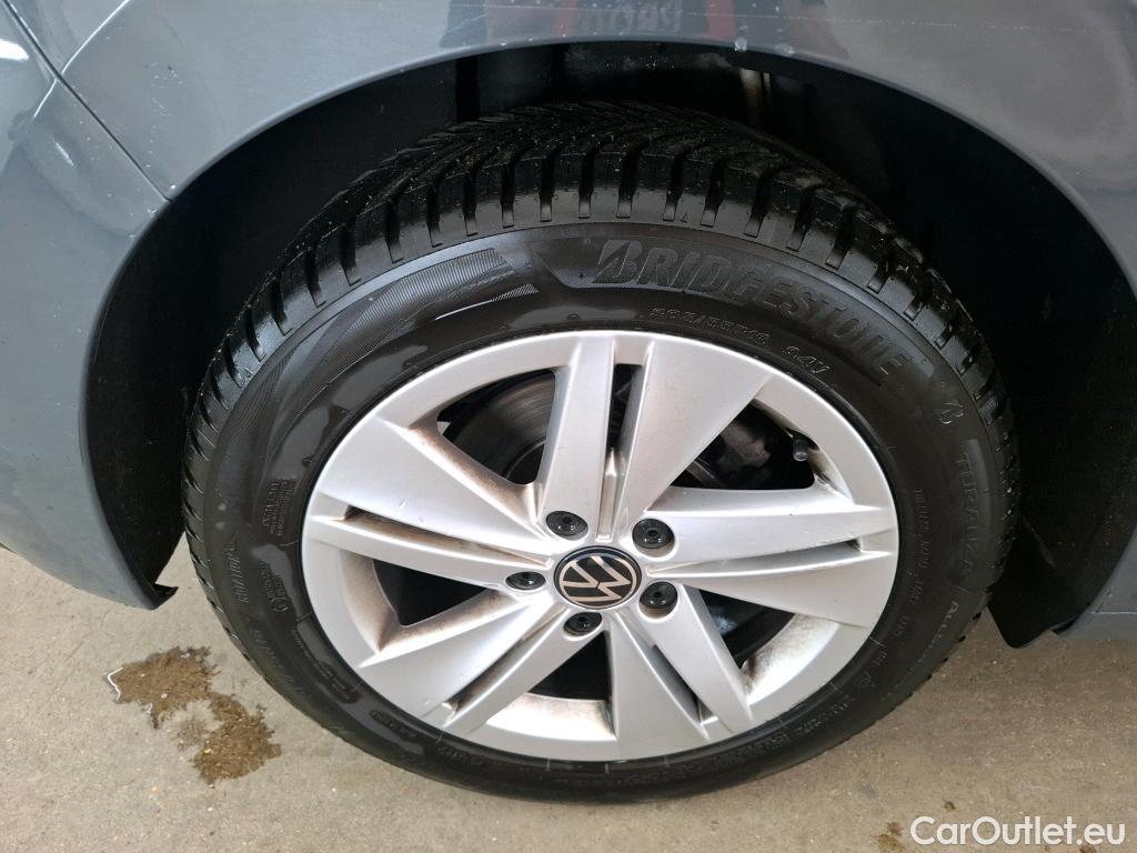  Volkswagen  Golf  VOLKSWAGEN / 2020 / 5P / Berline / VU 2.0 TDI SCR 115 DSG7 Life Soci Busi 1st #14