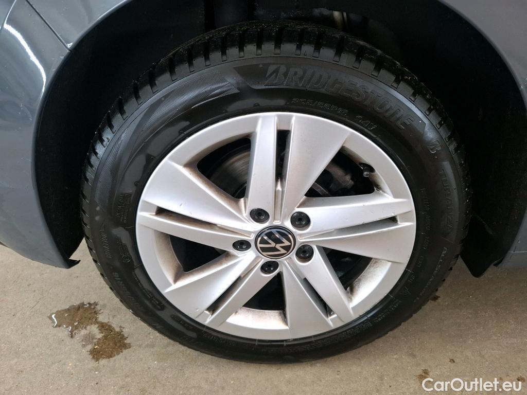  Volkswagen  Golf  VOLKSWAGEN / 2020 / 5P / Berline / VU 2.0 TDI SCR 115 DSG7 Life Soci Busi 1st #15