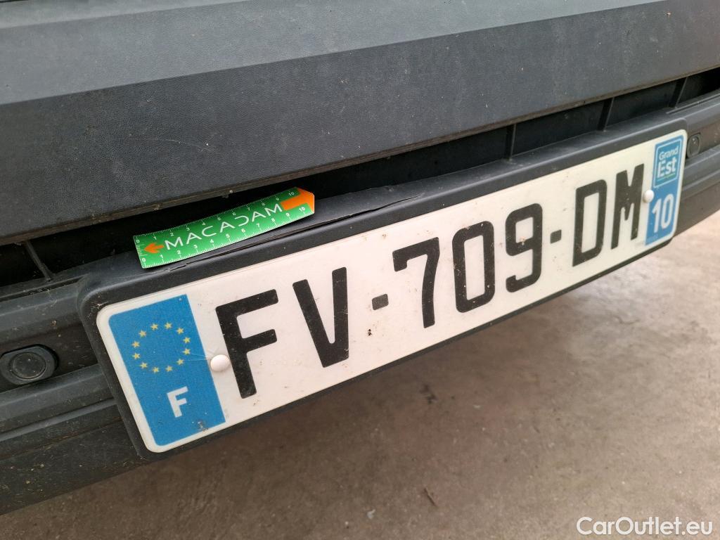 Volkswagen  Transporter VOLKSWAGEN  2019 4P Fourgon tôlé 2 0 TDi 150 4MO L1H1 Business Line #21