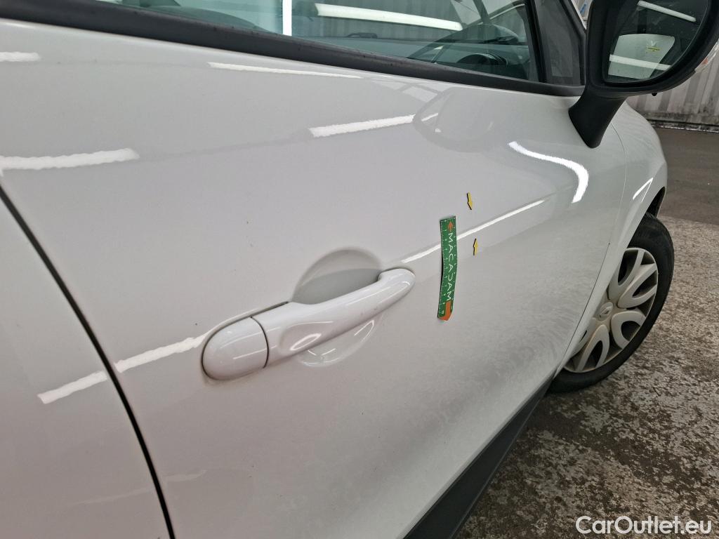  Renault  Clio  IV Air MediaNav 1.5 dCi 75CV BVM5 E6 #20