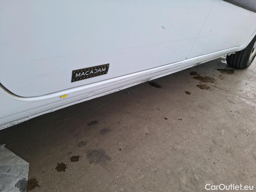  Renault  Kangoo RENAULT  Express / 2013 / 4P / Fourgonnette Extra R-Link - Blue dCi 95 #39