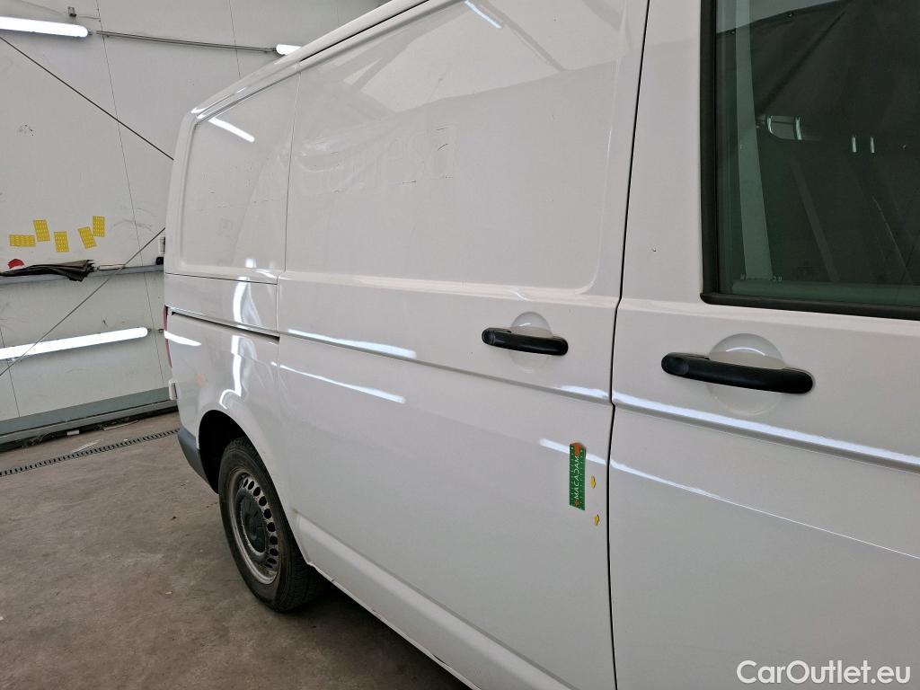  Volkswagen  Transporter VOLKSWAGEN  2019 4P Fourgon tôlé 2 0 TDi 150 4MO L1H1 Business Line #14
