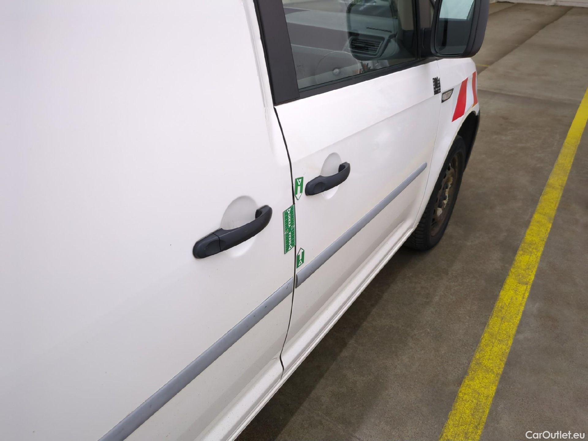  Volkswagen  Caddy VOLKSWAGEN  Van VU 4p Fourgonnette 2.0 TDI 122 4MOTION Business Line #31