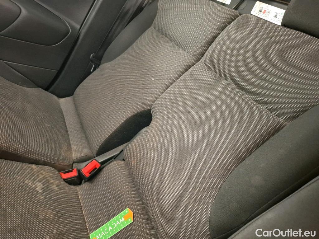  Toyota  Proace TOYOTA  City / 2019 / 4P / Fourgonnette 1.5 Medium 100 D-4D Business #29