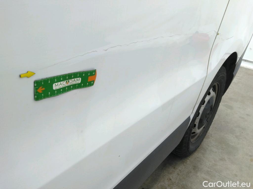  Renault  Trafic  Fourgon L1H1 3T Grand Confort 2.0 dCi 130CV BVM6 E6d #19