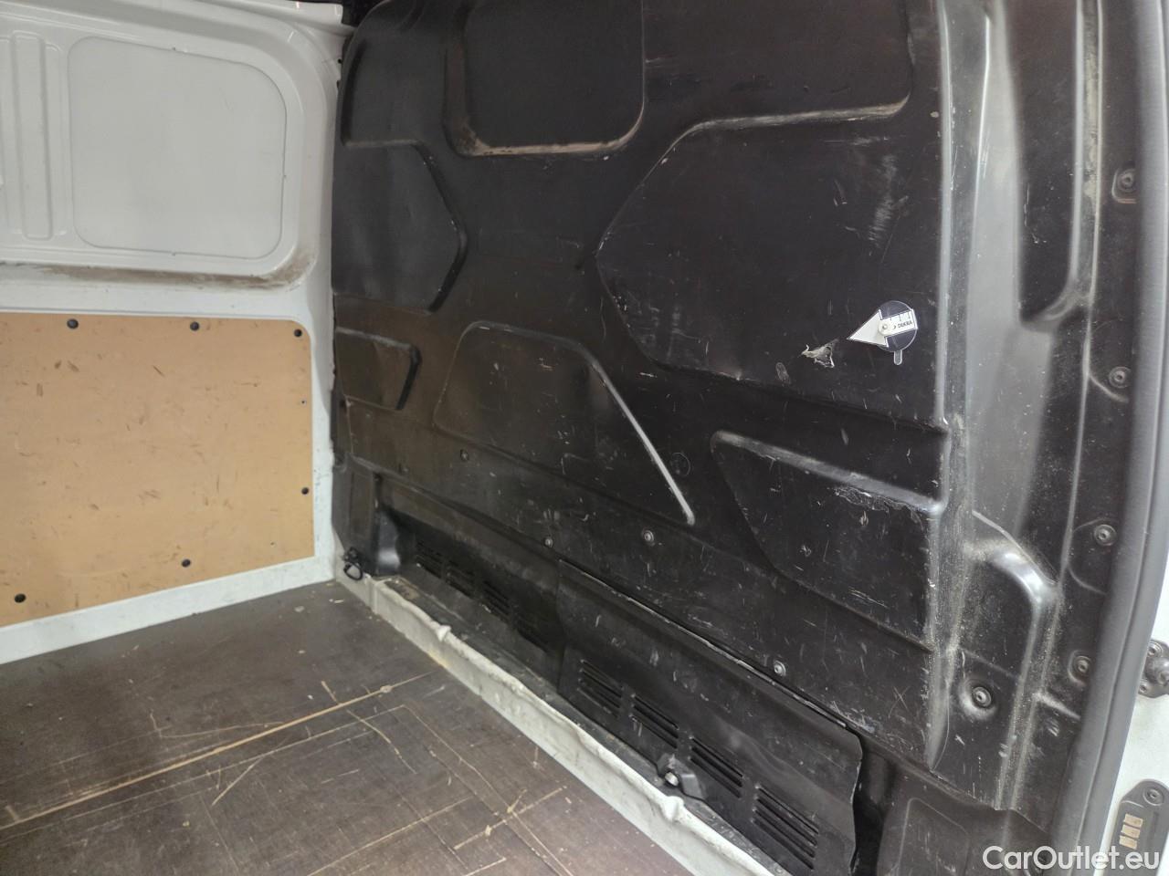  Ford  Transit 2.0 EcoBlue 130CP 300 Trend L2H1 #32