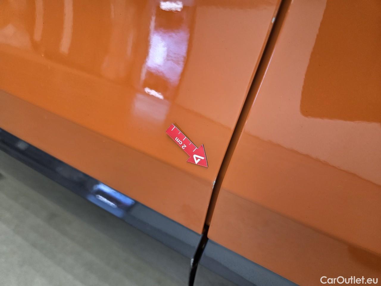 Audi  Q3 Advanced 35 TFSI #1