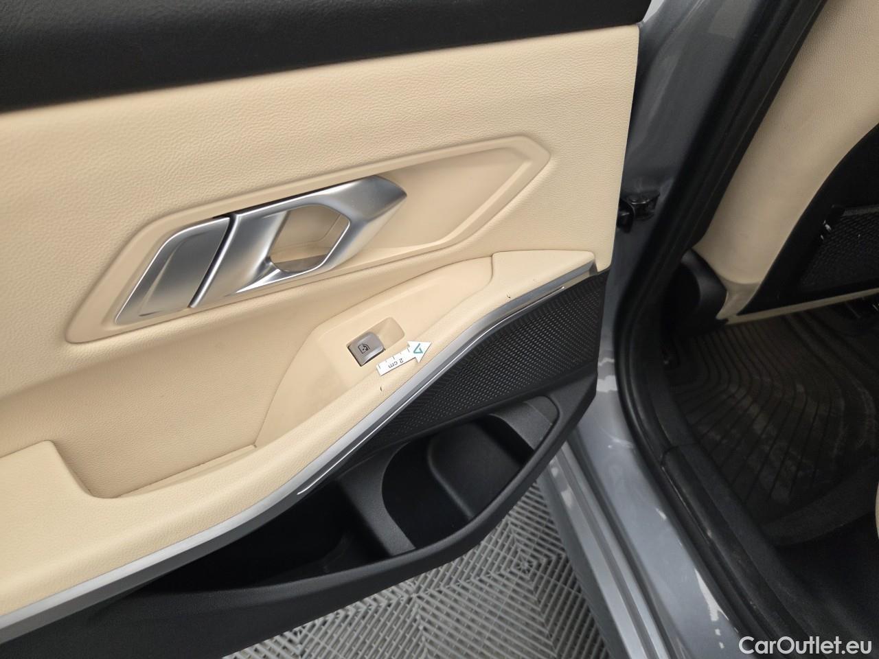  Bmw  Serie 3 2.0 320d xDrive Touring AT #42
