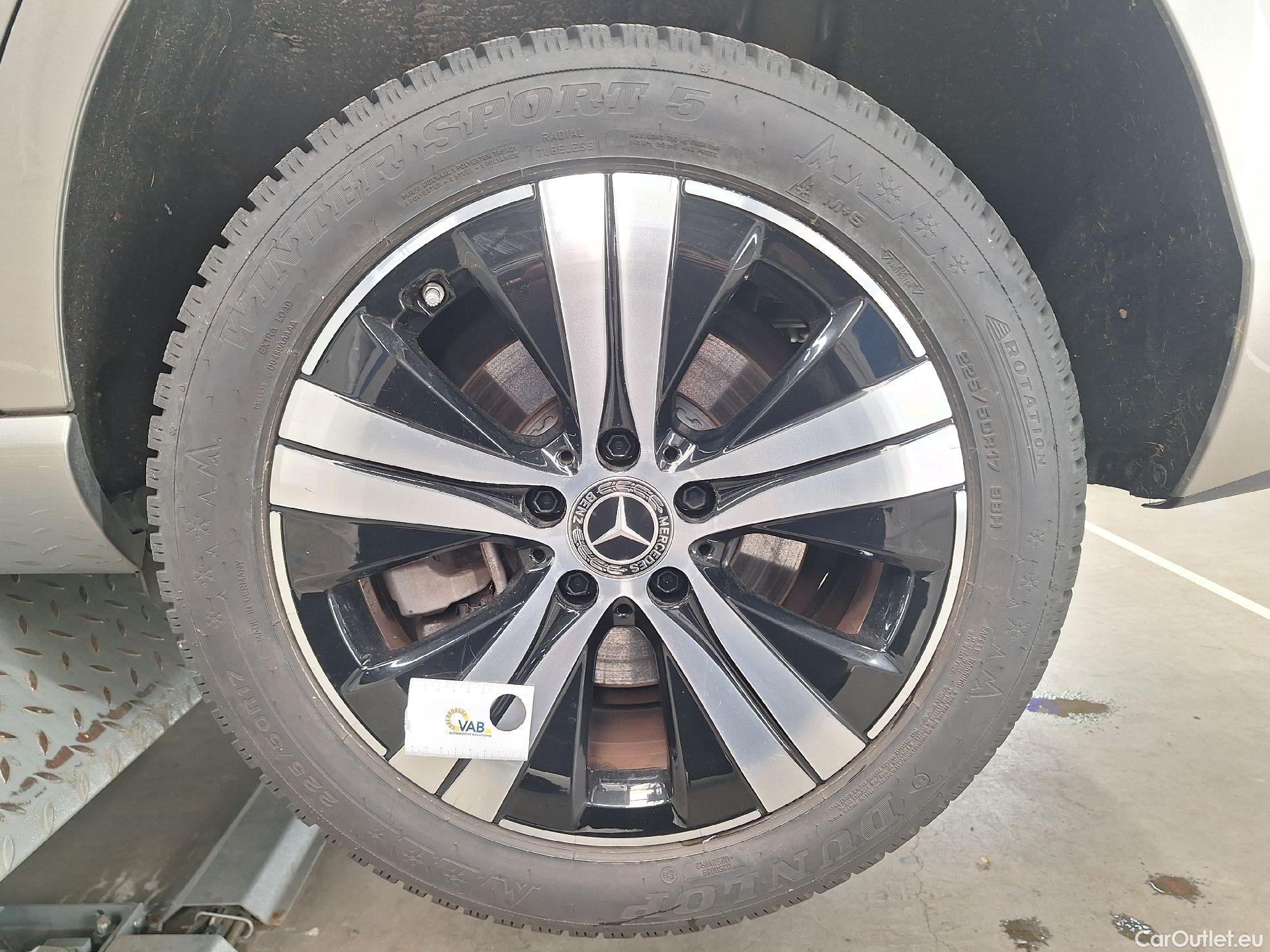  Mercedes  C-Klasse Mercedes, C-Class Break '21, Mercedes-Benz  Break C 220d Luxury Line 5d #26