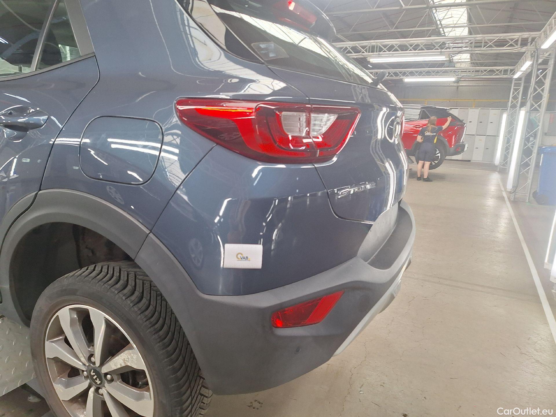  KIA  STONIC Kia,  FL'20, KIA  1.2 Must 5d #8