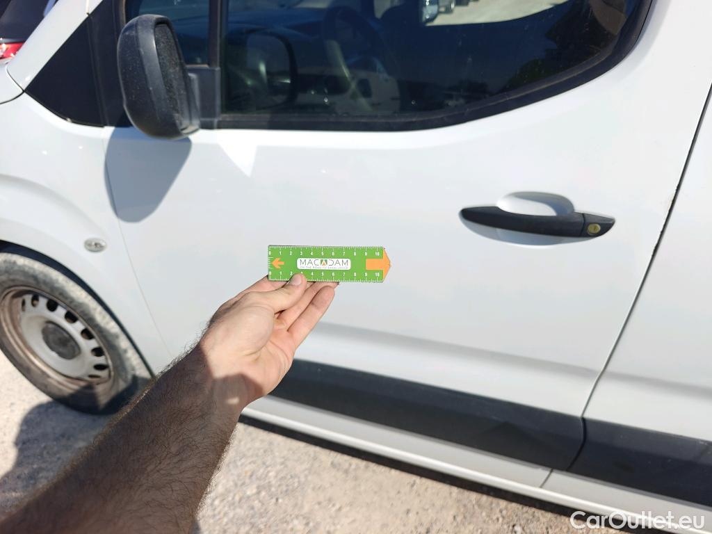  Citroen  Berlingo CITROEN  / 2018 / 4P / monovolumen compacto Talla M BlueHDi 100 S&S LIVE #8