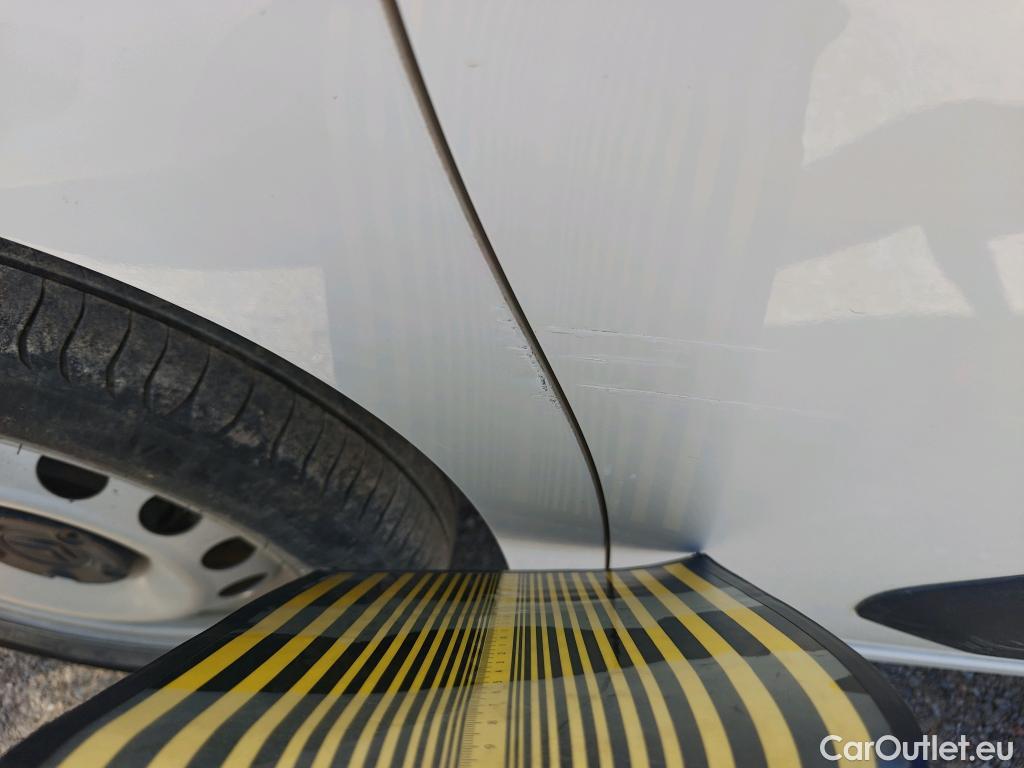  Citroen  Berlingo CITROEN  / 2018 / 4P / monovolumen compacto Talla M BlueHDi 100 S&S LIVE #3