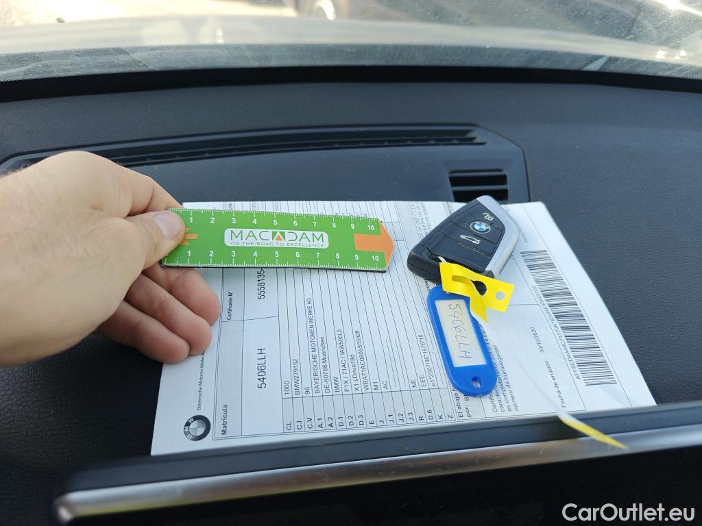 Bmw  X1 BMW  / 2019 / 5P / todoterreno sDrive18dA Corporate #1