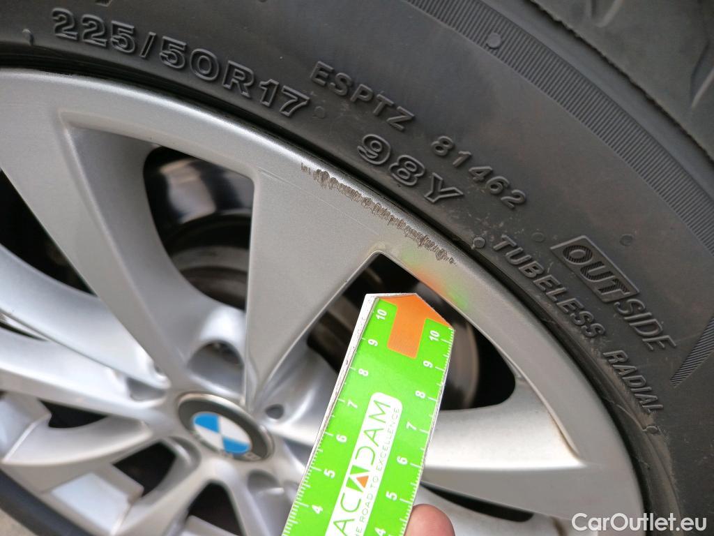  Bmw  Serie 3 BMW  / 2015 / 4P / sedán 318d #12