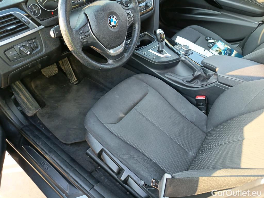  Bmw  Serie 3 BMW  / 2015 / 4P / sedán 318d #10