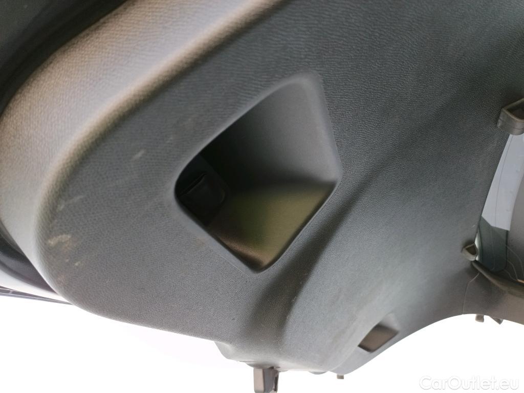  Citroen  C4 CITROEN  / 2020 / 5P / berlina con portón PureTech 130 S&S EAT8 Shine #22