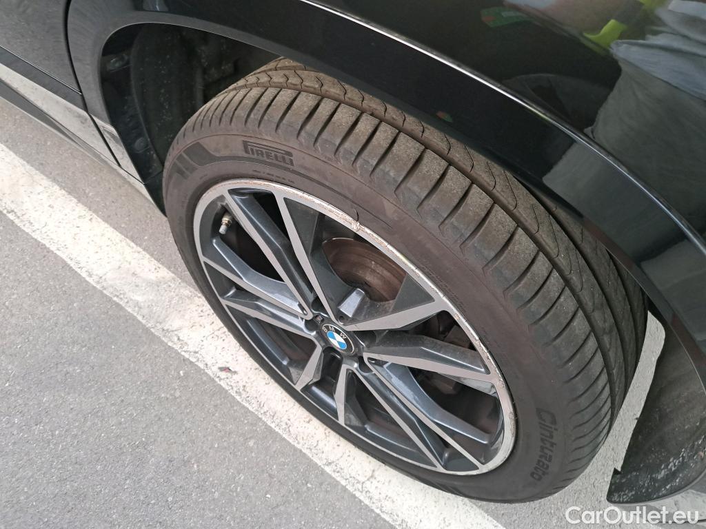  Bmw  X2 BMW  / 2017 / 5P / todoterreno sDrive20dA #PAQUETE SPORT M# #33