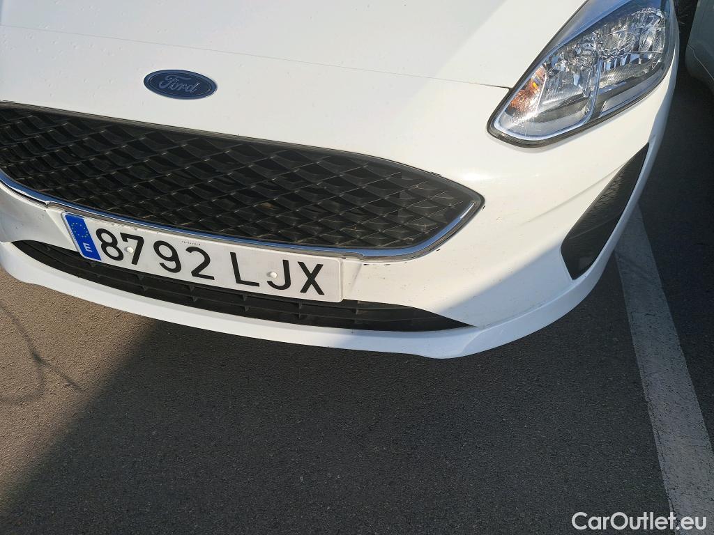  Ford  Fiesta FORD  / 2017 / 5P / berlina con portón 1.5 TDCi 63kW (85CV) Trend 5p #12