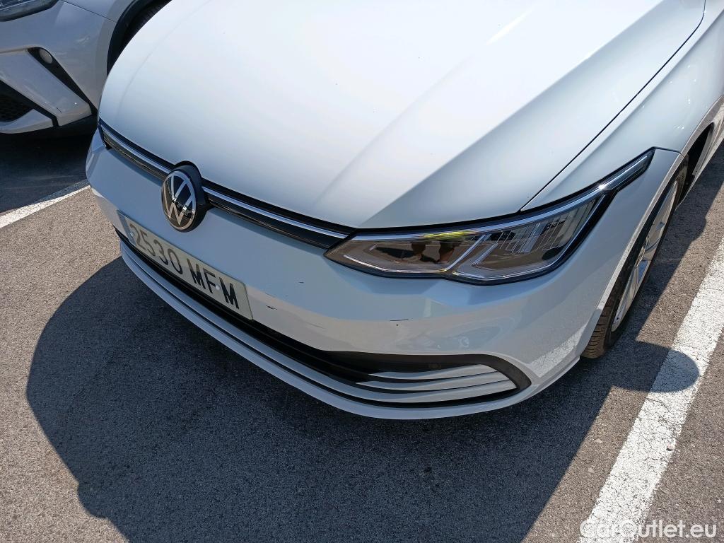  Volkswagen  Golf  VOLKSWAGEN / 2020 / 5P / familiar 2.0 TDI 85kW (115CV) DSG Variant #15