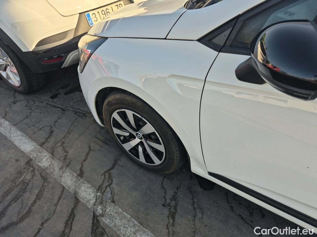  Renault  Clio RENAULT  / 2019 / 5P / berlina con portón Intens TCe 67 kW (91CV) #5