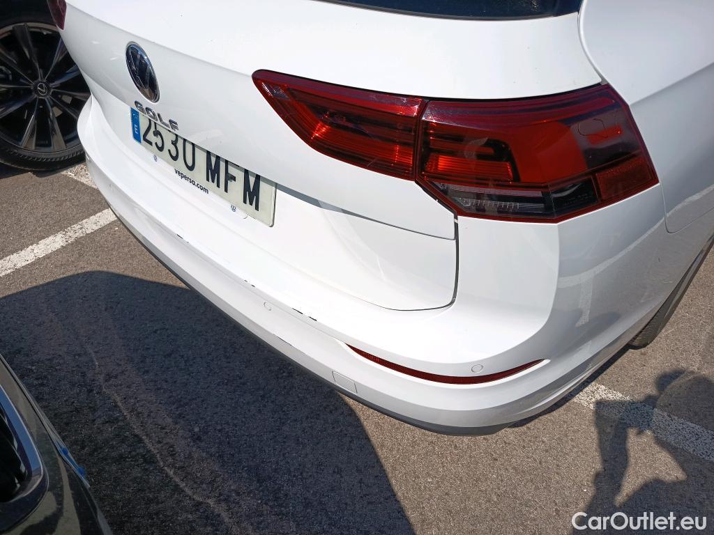  Volkswagen  Golf  VOLKSWAGEN / 2020 / 5P / familiar 2.0 TDI 85kW (115CV) DSG Variant #17