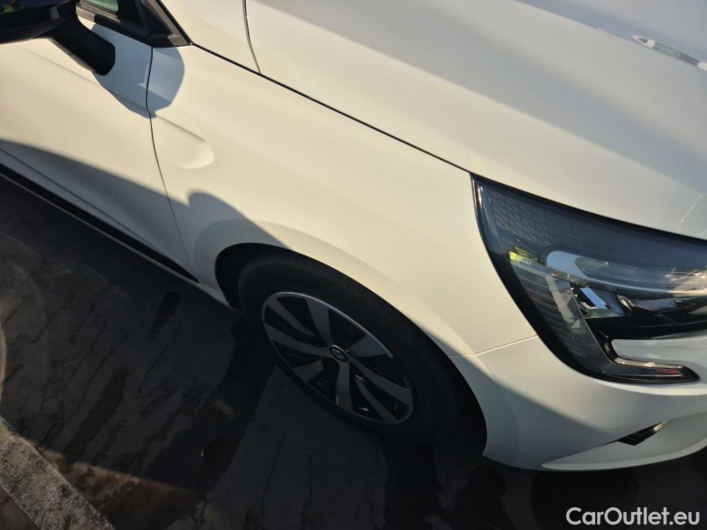  Renault  Clio RENAULT  / 2019 / 5P / berlina con portón Intens TCe 67 kW (91CV) #7