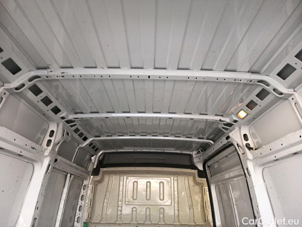  Citroen  Jumper CITROEN  / 2014 / 4P / furgón BlueHDi 88KW (120CV) Furgón 35L2H2 #41