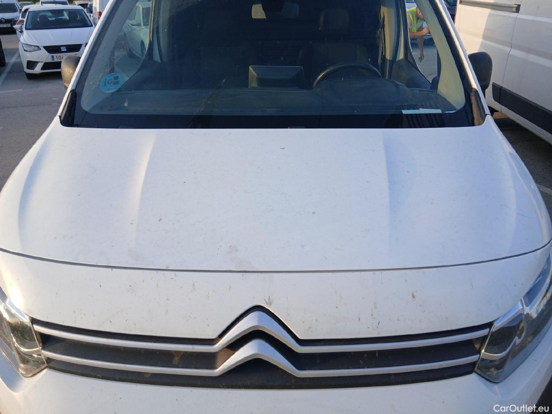  Citroen  Berlingo CITROEN  / 2018 / 3P / furgón derivado de turismo Talla M BlueHDi 100 CONTROL (AC2) #3