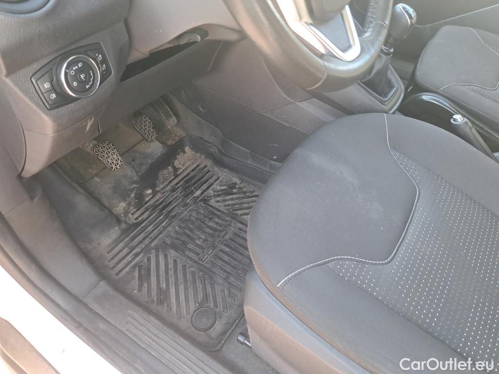  Ford  Transit FORD  Courier/2014/4P/furgón der.turis Van 1.5 TDCi 75kW Trend #18