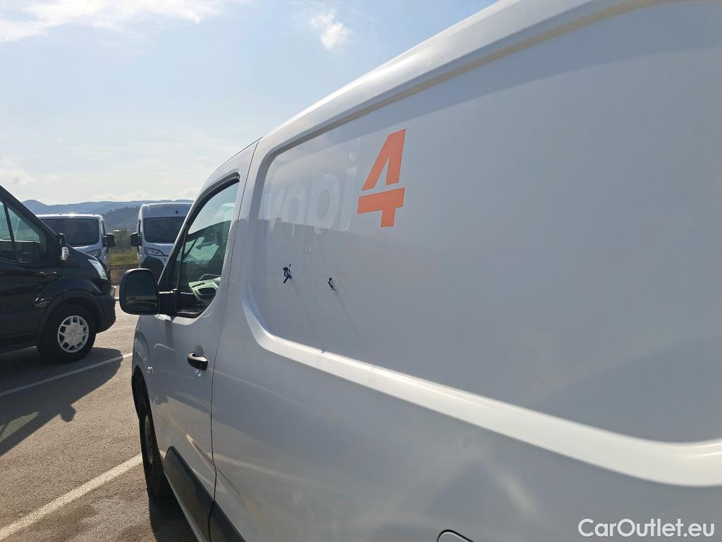  Citroen  Berlingo CITROEN  / 2018 / 3P / furgón derivado de turismo Talla M BlueHDi 73kW CONTROL #10