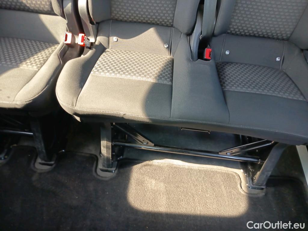  Ford  Transit FORD  Custom / 2012 / 4P / combi Kombi 2.0 TDCI 96kW 320 L2 Trend MHEV #12