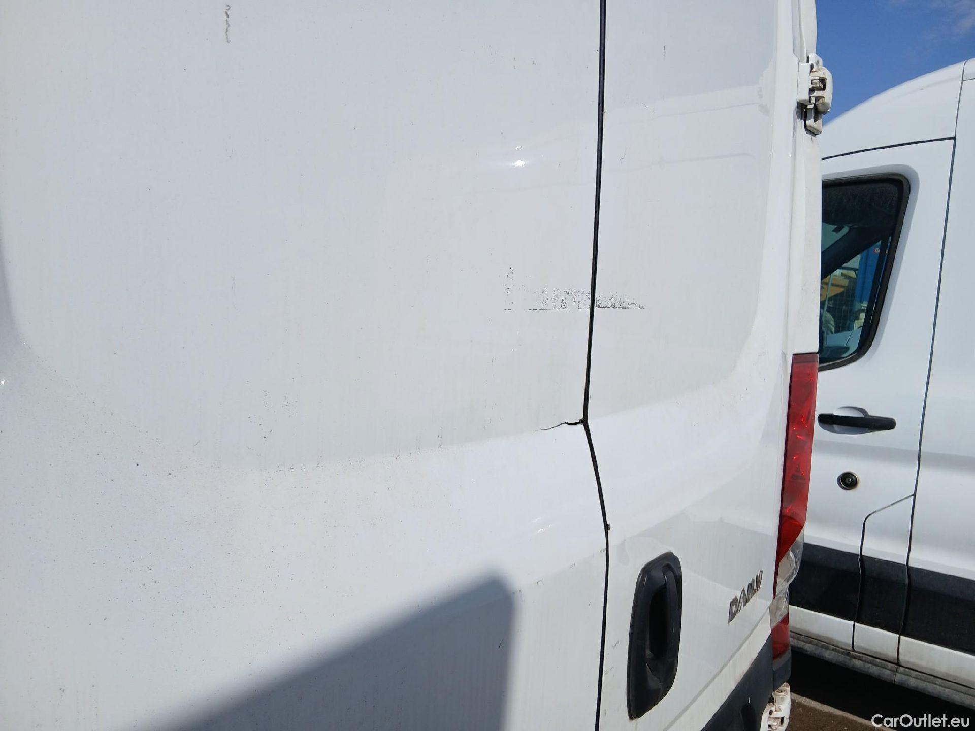  Iveco  Daily IVECO  VU 4p 5G furgón 2.3 TD 35S 14 V 3520L/H3 #24