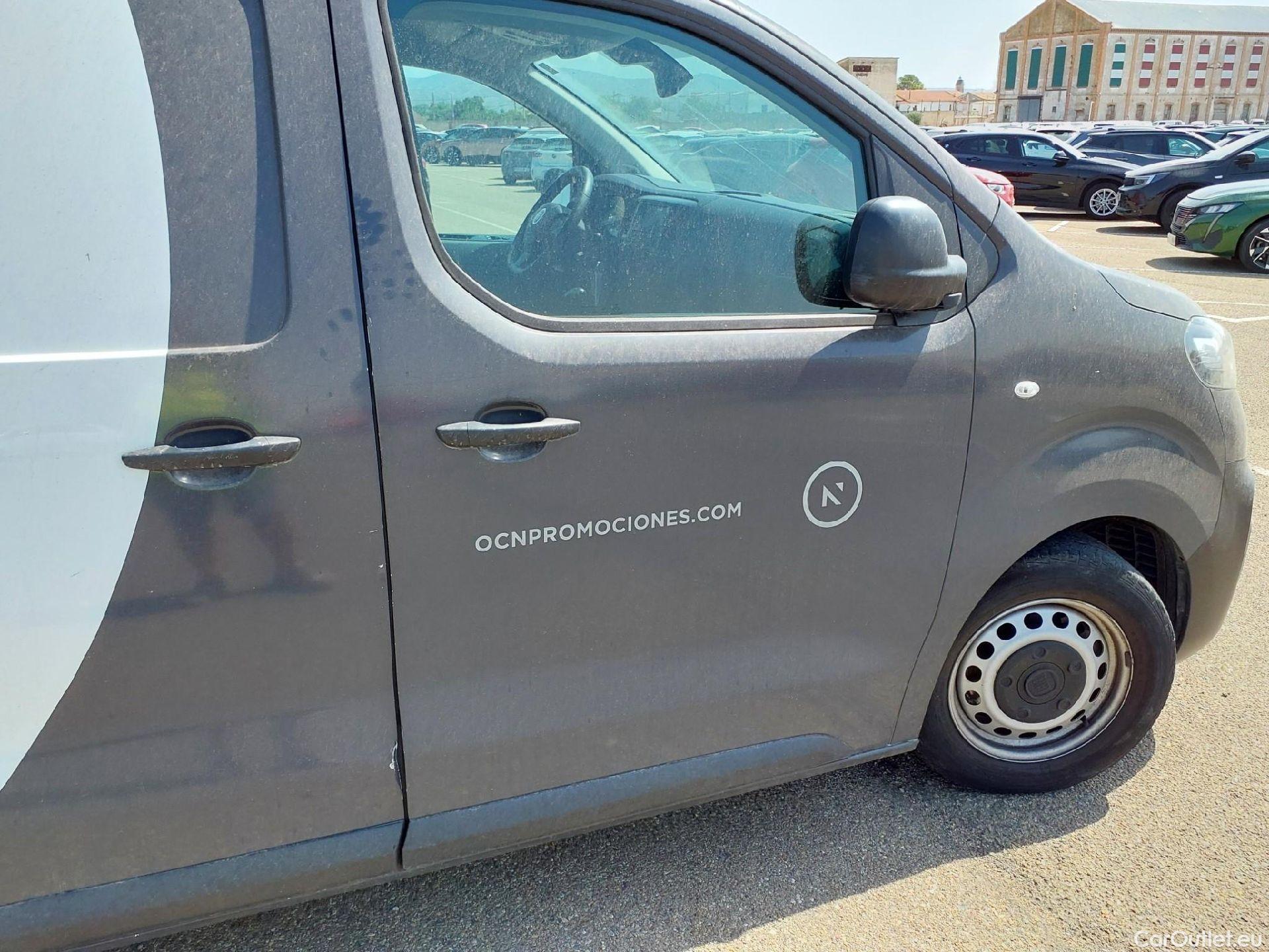  Fiat  Scudo FIAT  / 2021 / 4P / furgón Furgón L2 120cv MT6 Business #18