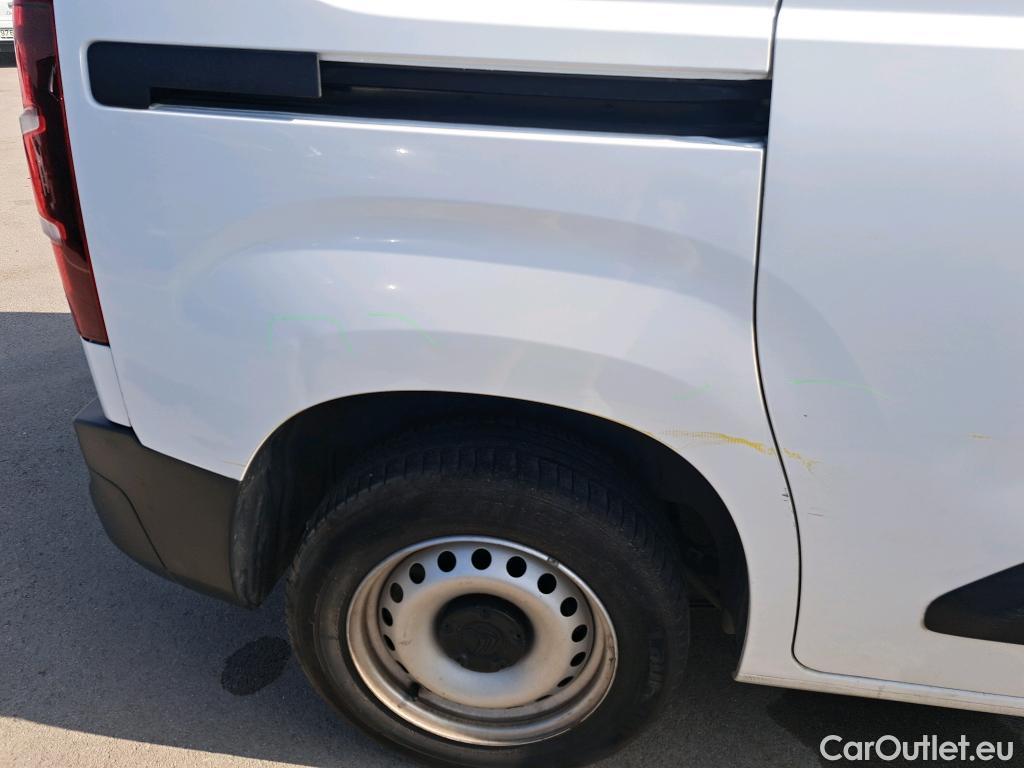  Citroen  Berlingo CITROEN  / 2018 / 3P / furgón derivado de turismo Talla M BlueHDi 73kW CONTROL #17