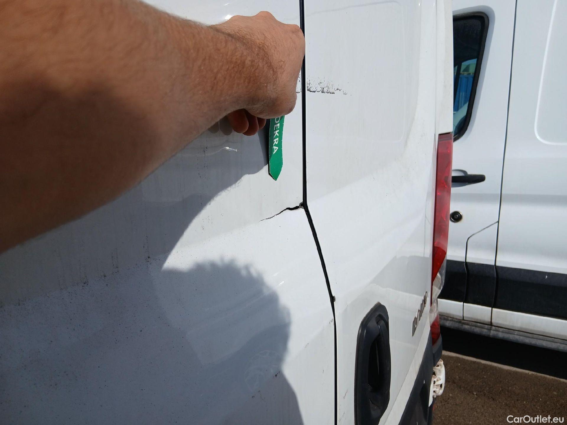  Iveco  Daily IVECO  VU 4p 5G furgón 2.3 TD 35S 14 V 3520L/H3 #23