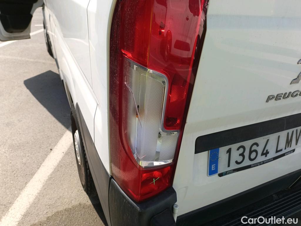  Peugeot  Boxer PEUGEOT  / 2014 / 4P / furgón Pack 335 L2 H2 BHDI 103kW (140CV) S&S #3