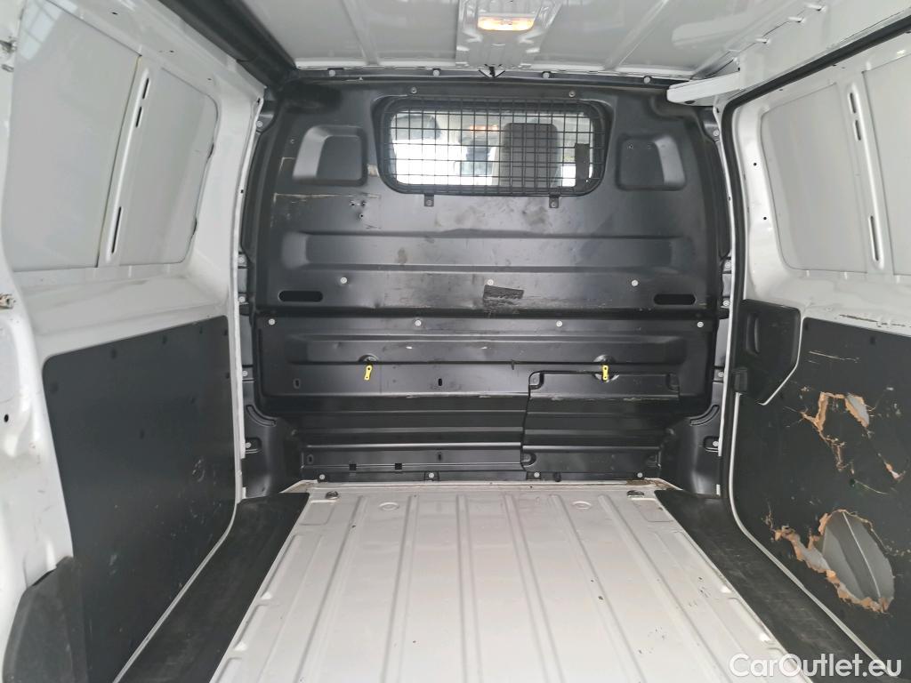  Toyota  Proace TOYOTA  / 2020 / 4P / furgón 1.5D 120CV VX 1PL 2PT L1 #61