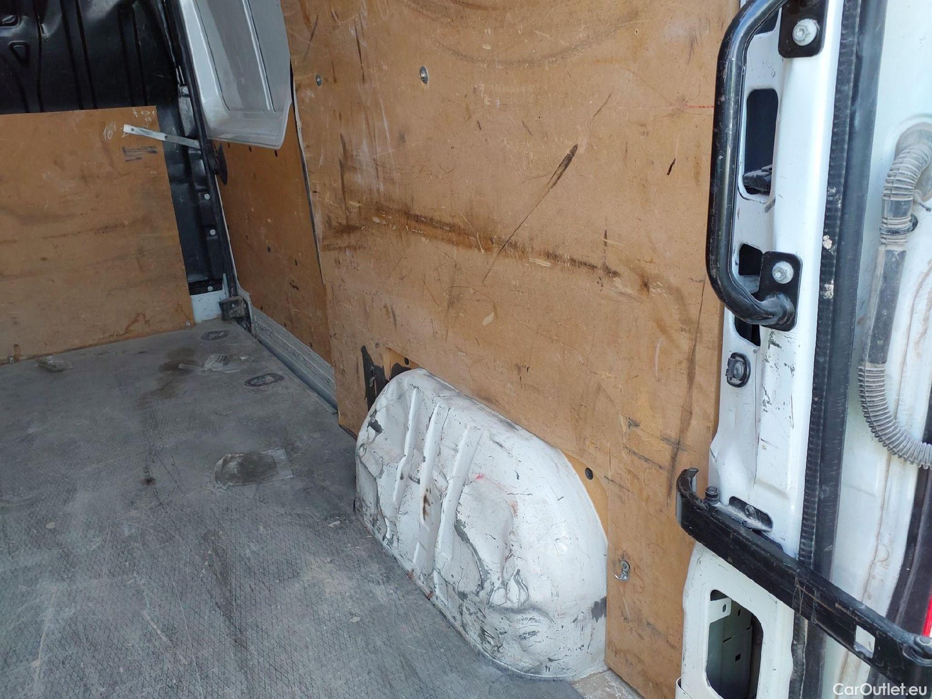  Opel  Movano OPEL  / 2019 / 4P / furgón 2.3 CDTI 99kW (135CV) L2 H2 F 3.5t #3