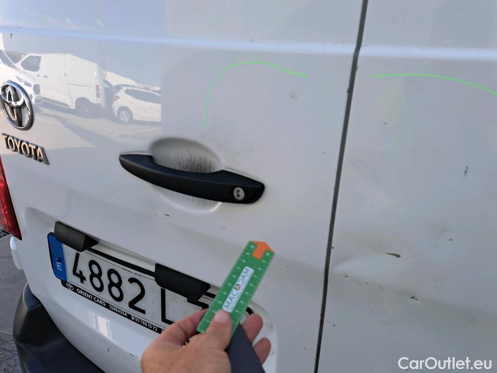  Toyota  Proace TOYOTA  / 2020 / 4P / furgón 1.5D 120CV VX 1PL 2PT L1 #18