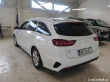  KIA  Cee'd KIA  SW 1.5 T-GDI 160KM 6MT L 5d #16