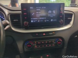  KIA  Cee'd KIA  SW 1.5 T-GDI 160KM 6MT M 5d #6
