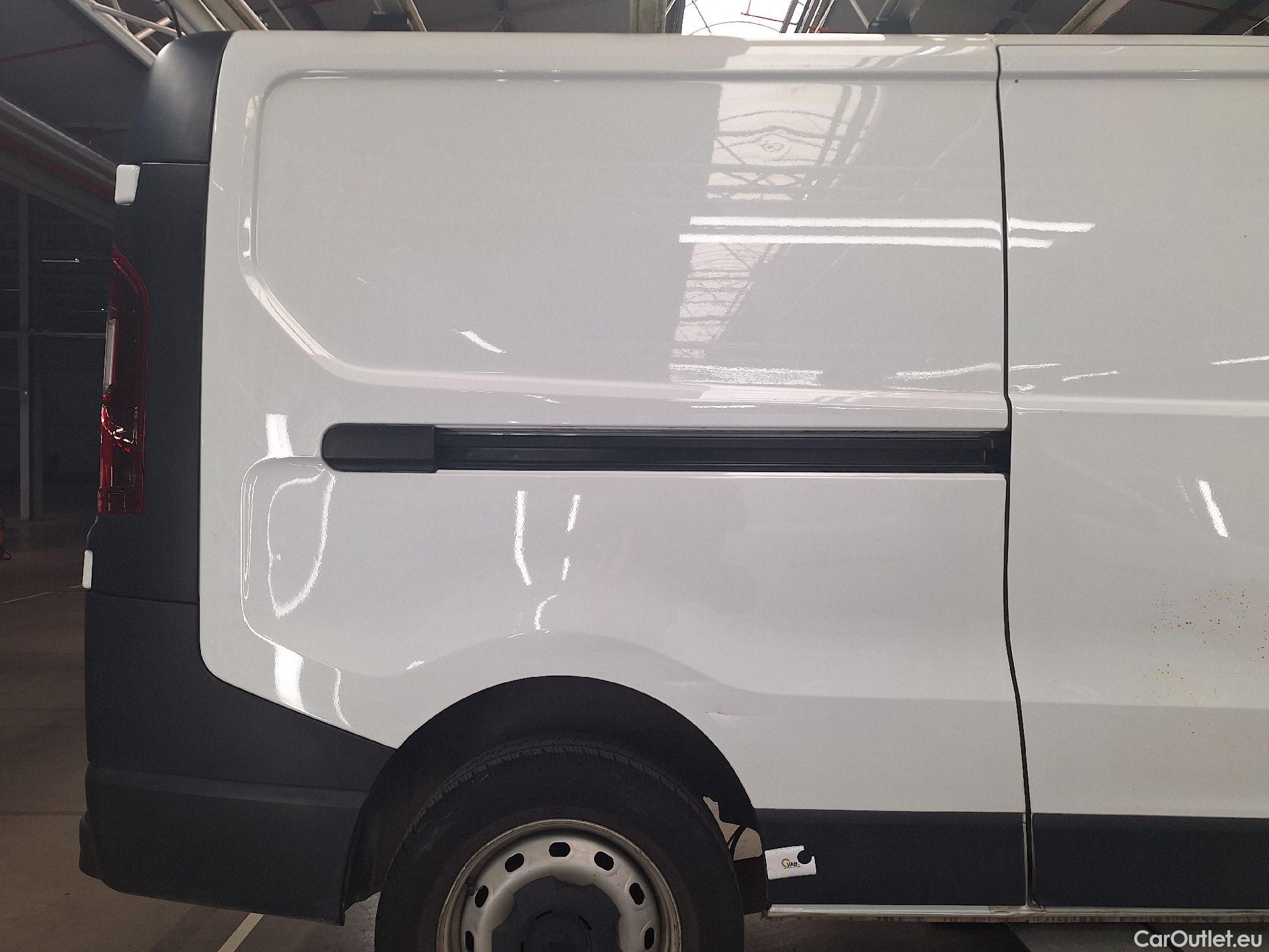  Renault  Trafic Renault, _ '14, Traf.L2H1 29dCi 120 Gr.Conf. #21