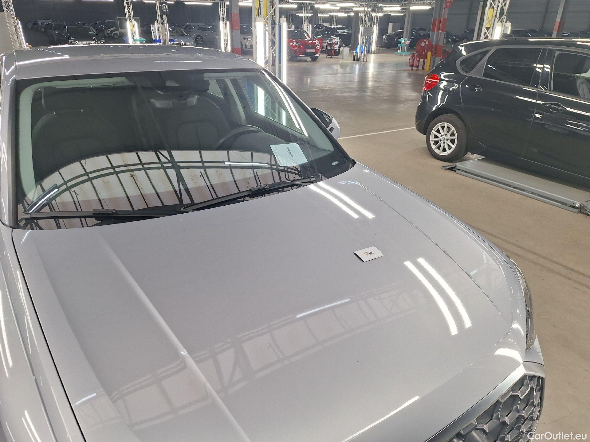  Audi  Q3 Audi,  SB '19,  SB 35 TDi 110kW Bu.Ed.A.Str #4