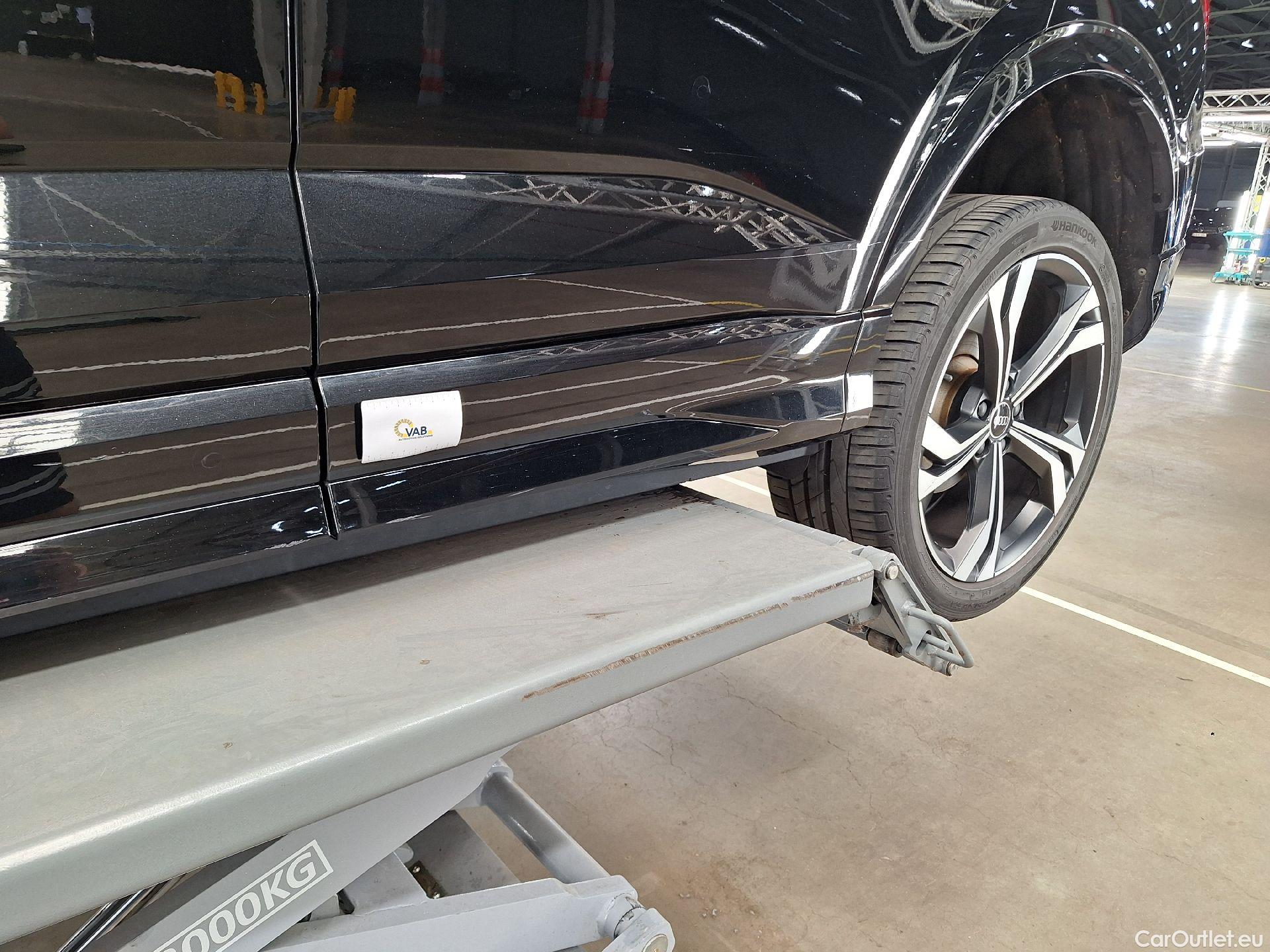  Audi  Q3 Audi,  SB '19,  SB 35 TDi 110kW S L.B.Str. #8