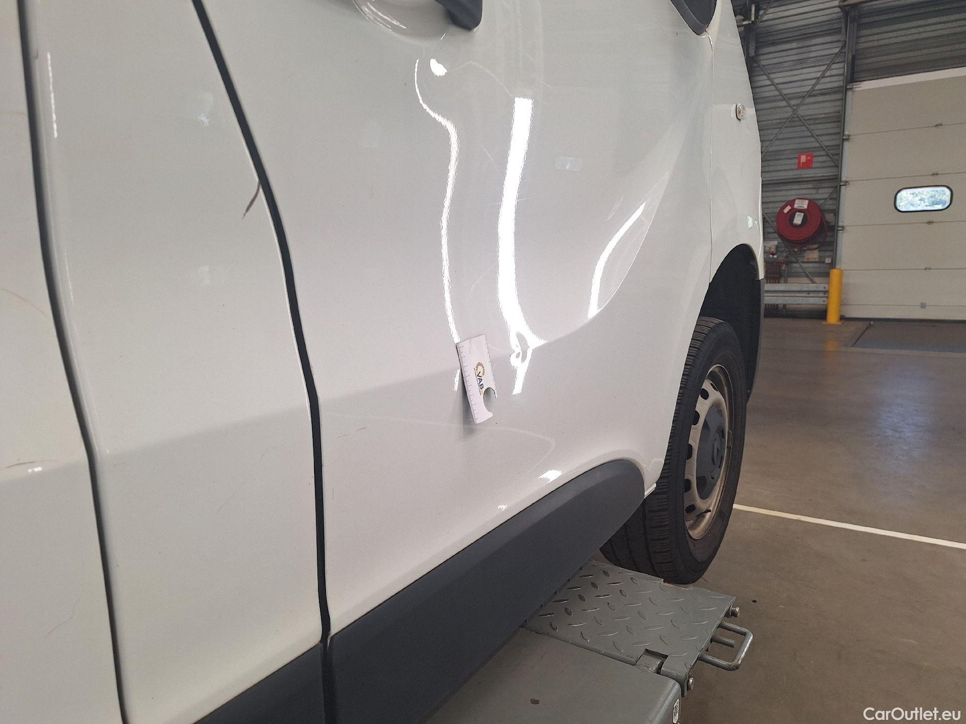  Renault  Trafic Renault, _ '14, Traf.L2H1 29dCi 120 Gr.Conf. #24