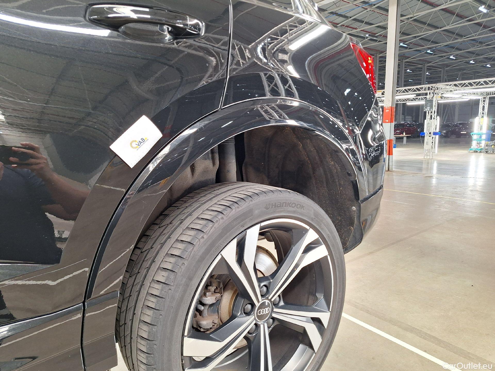  Audi  Q3 Audi,  SB '19,  SB 35 TDi 110kW S L.B.Str. #12