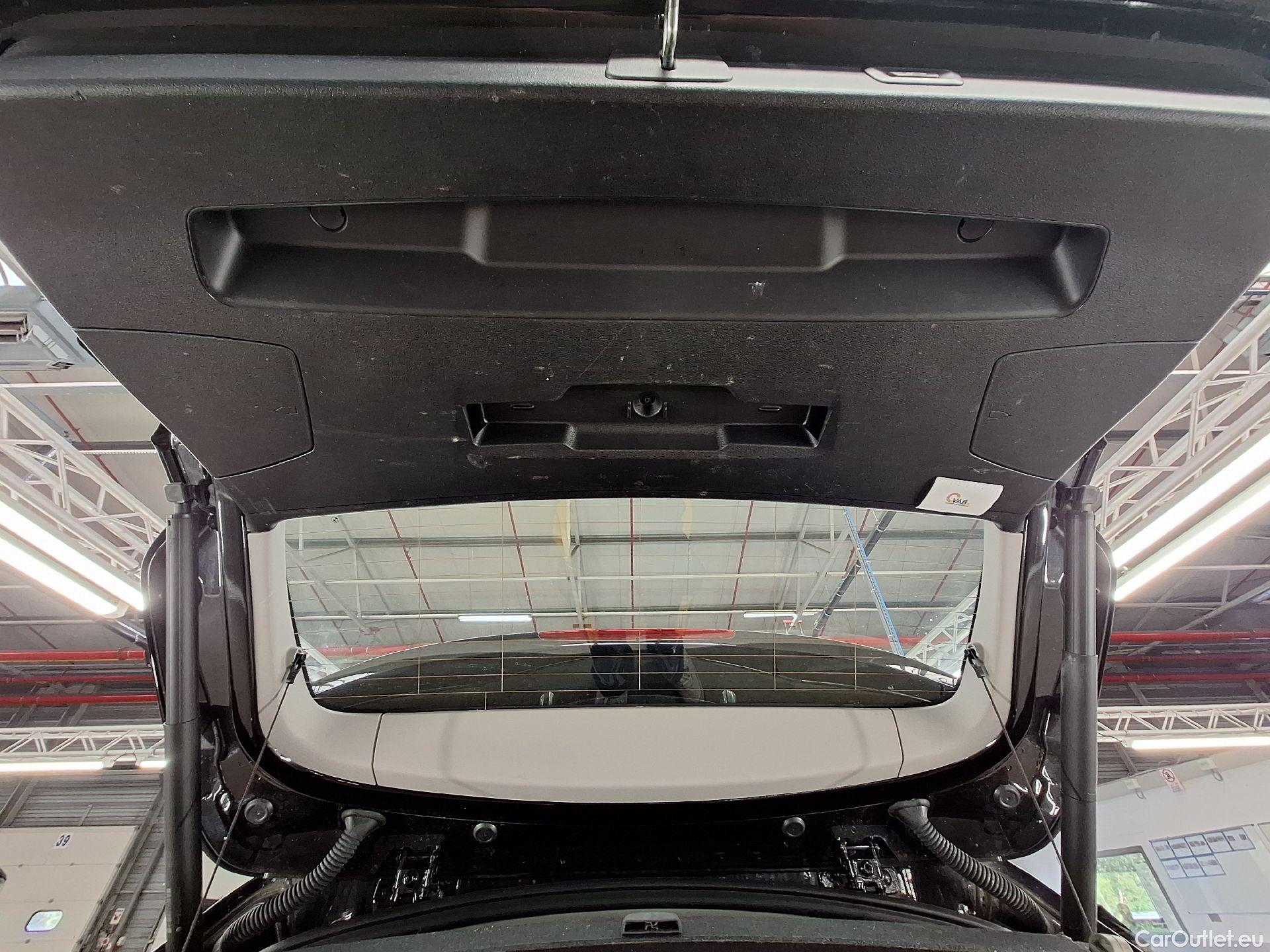  Bmw  X1 BMW,  FL'19, BMW  sDrive16dA (85 kW) 5d #1