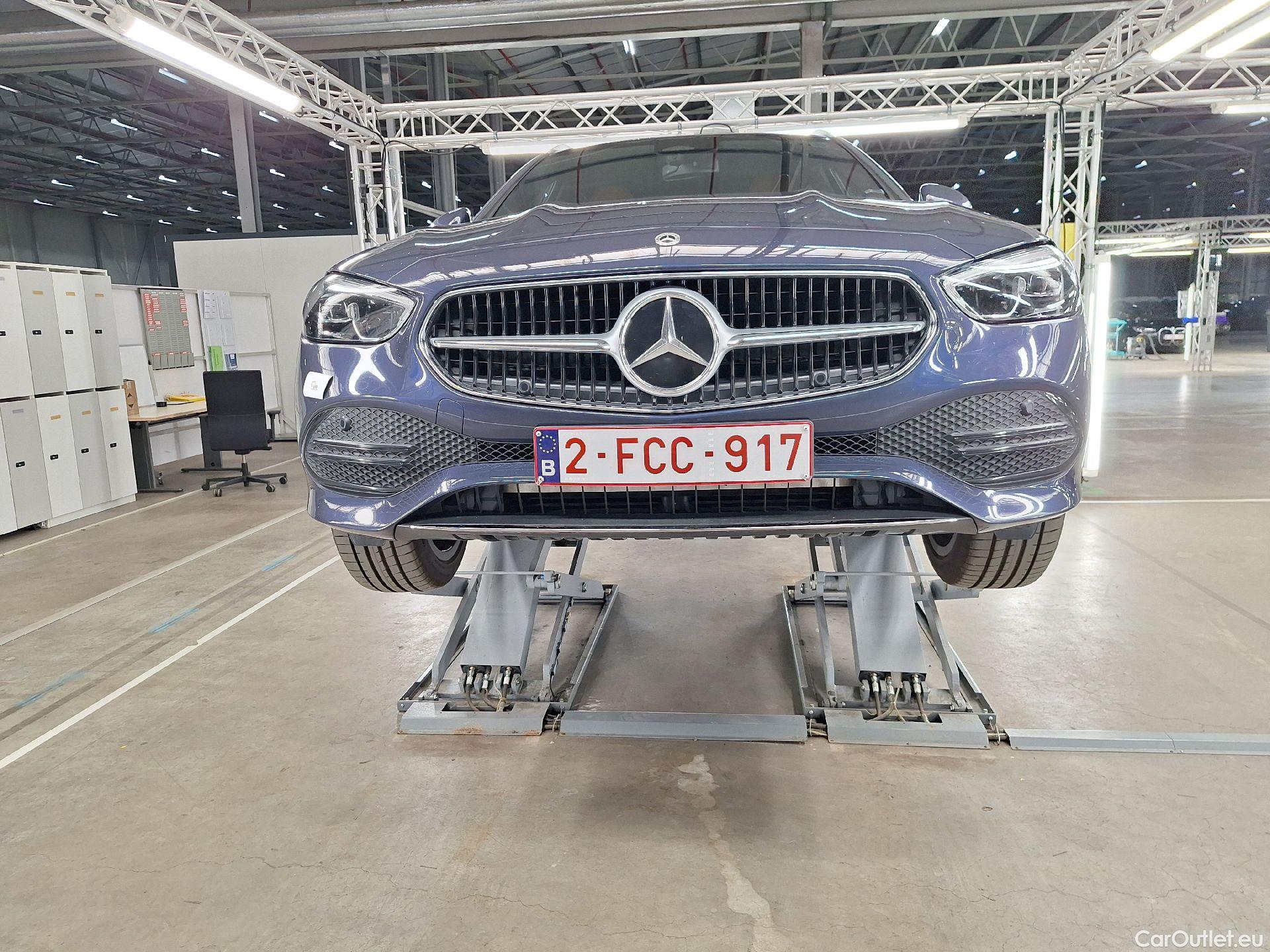  Mercedes  C-Klasse Mercedes, C-Class Br '21 PHEV, C Break 300e 230kW Lux.Line A #1