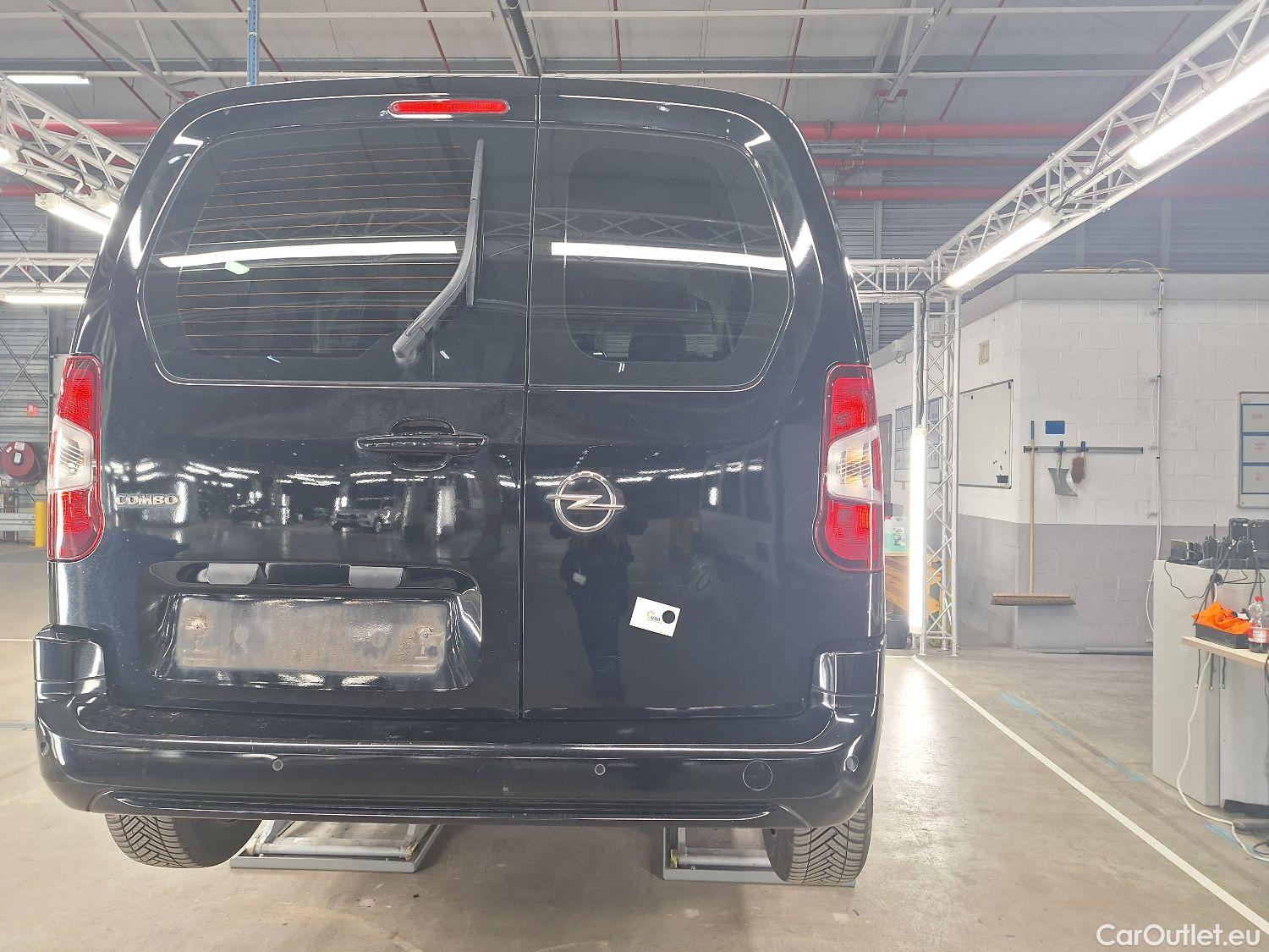  Opel  Combo Opel,  Life '18, Opel  Life 1.5 Turbo D BlueI 96kW S/S Eleganc #39
